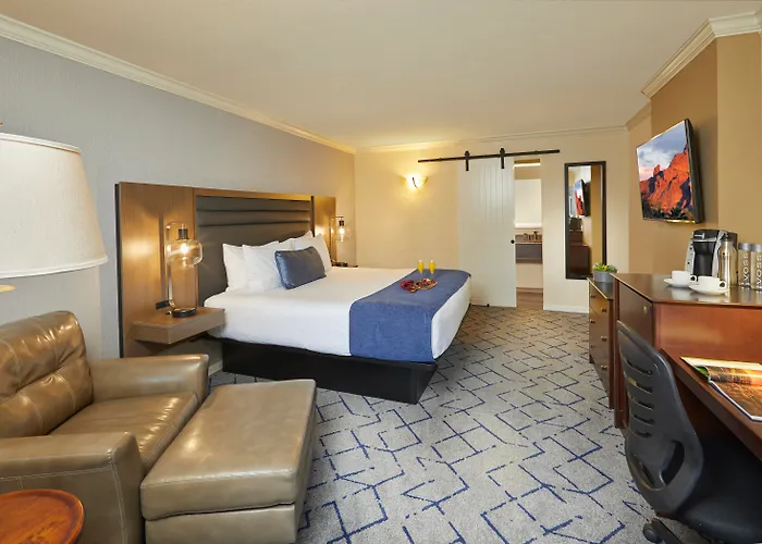 Kimpton Miralina And By Ihg Resort 4*