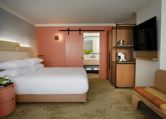 Kimpton Miralina And By Ihg